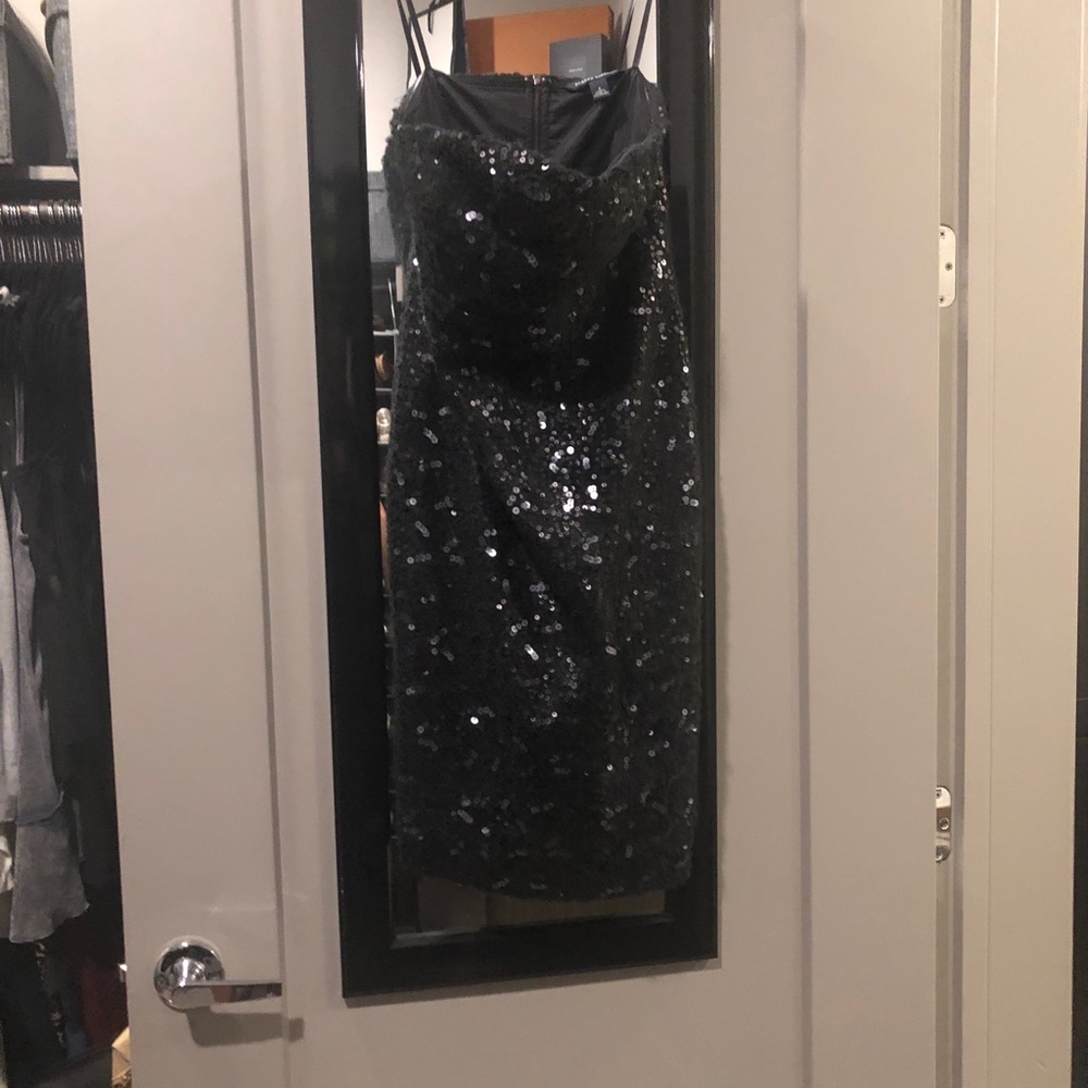 Strapless Sequin LBD - Banana Republic - Size 8